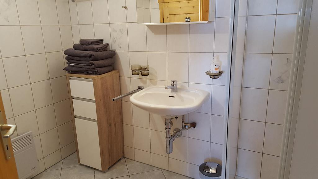 Alpen-Fewo, La Gassa 3 Apartment ฟลิมส์ ภายนอก รูปภาพ